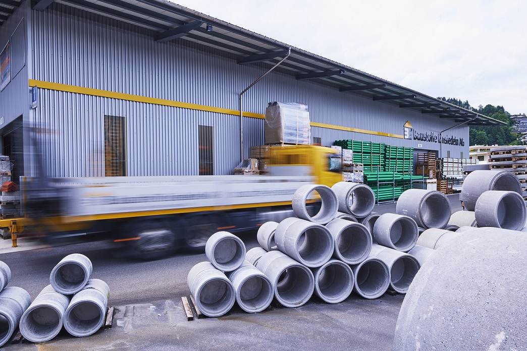 08_BE_Baustoffe_Fuhrpark_Halle_02